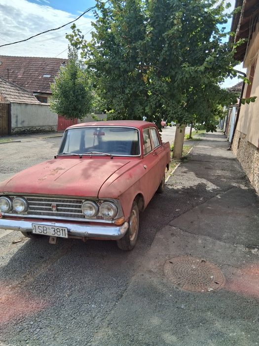 Vând moskvich 408