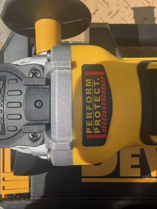 Flex DeWalt cu baterie 5ah 20v si incarcator nou nefolosit