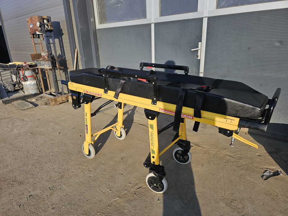 Targă Ambulanță Profesională Stryker M1 (Model 6100) – Stare Excelentă