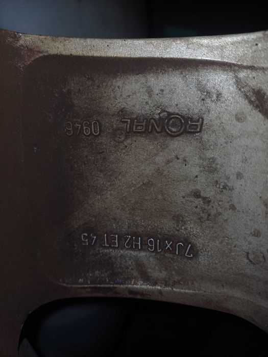 Гуми с джанти да ауди