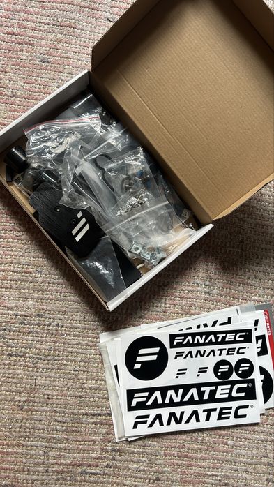 Fanatec 5nm DD Wheel base / F1 esports / Load Cell