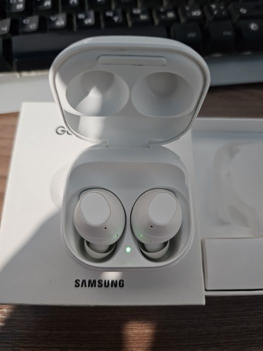 Galaxy buds fe наушники