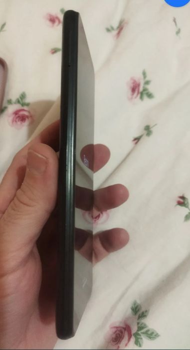 Продам Redmi 9T  4+2/128 GB