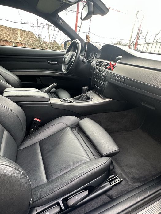 Vand bmw e92. 2.0i