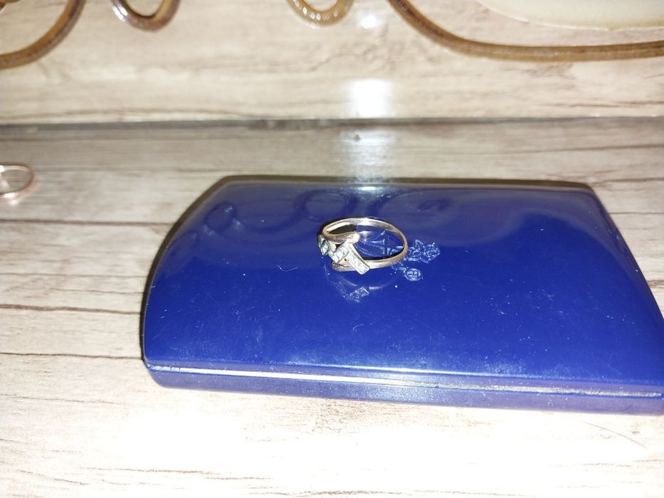 Подарочный алтын жүзик