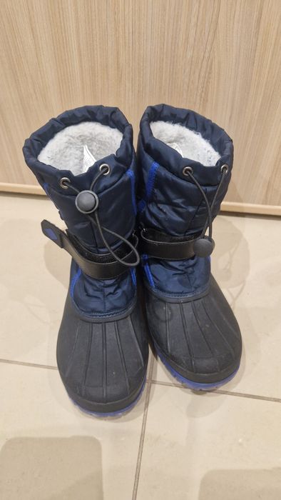 Ботуши за момче 30/31 и 32 номер