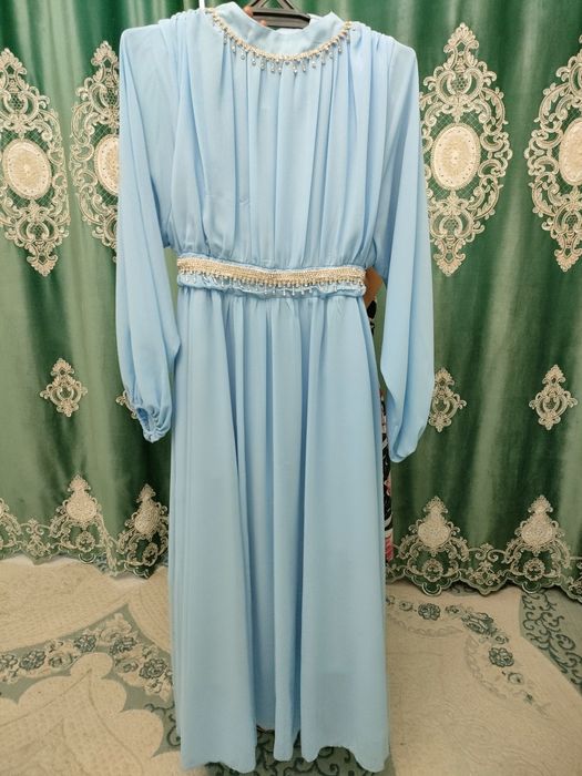 Продам женское платье