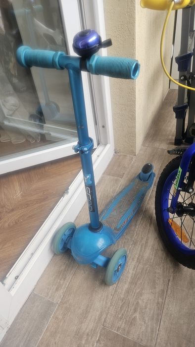 Продам детский самокат