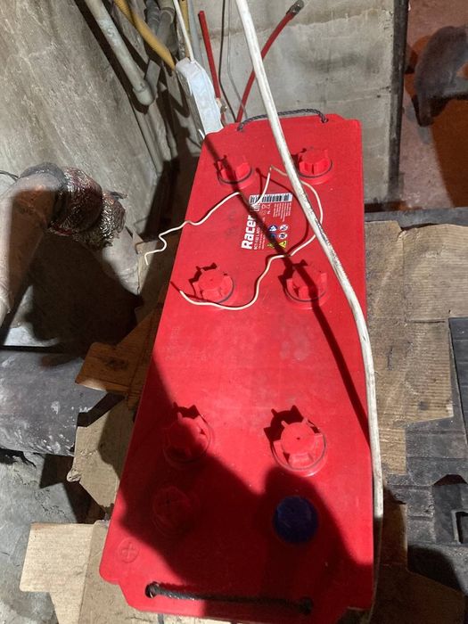 Продам аккумулятор 12v 132Ah