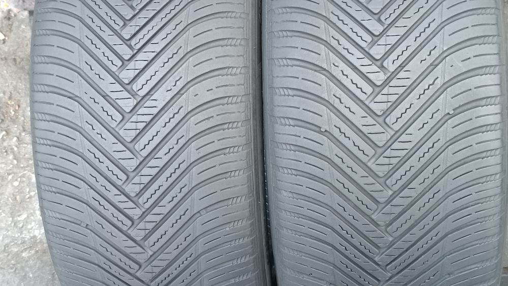 235/45/18 Hankook Дот 0324