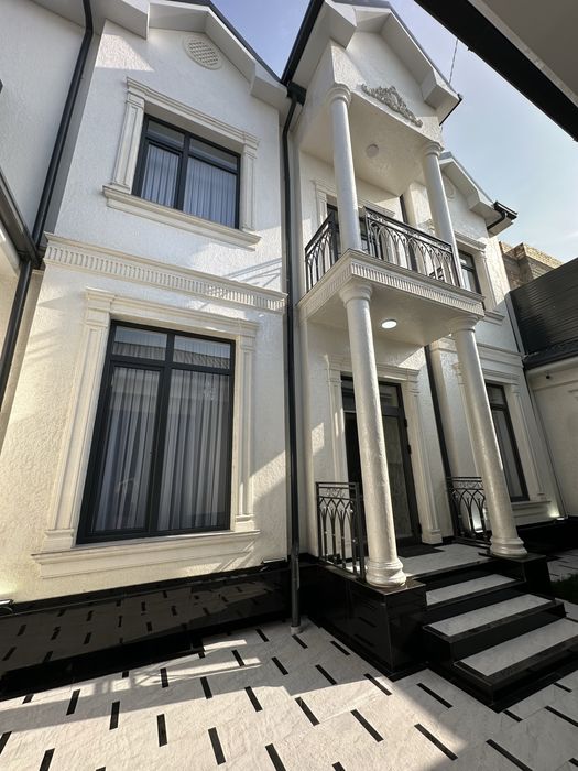 Sergeli Media Parkda 2 sotok uy sotiladi