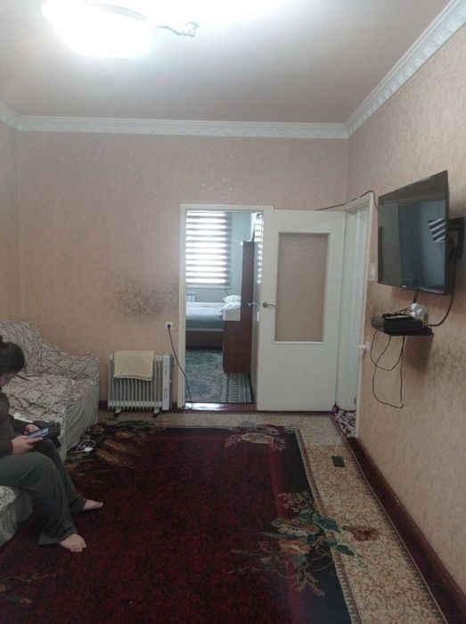 Срочно.  Горит.  Продаю.  Чиланзар 11.  3 х комнатная