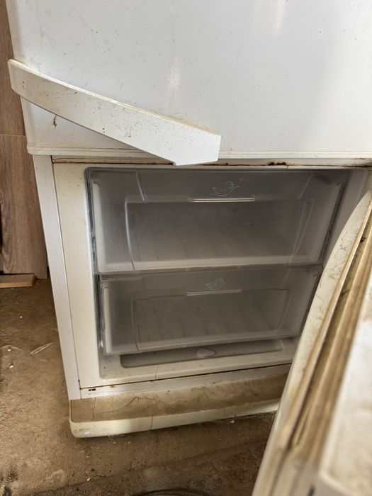 Холодильник 2_х камерный