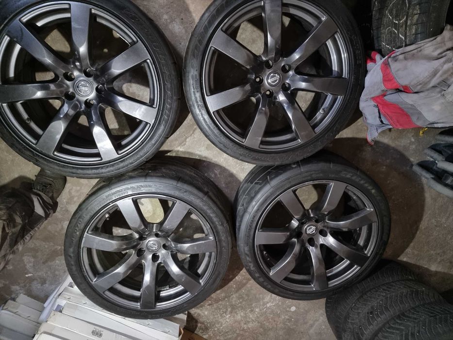 RFT Bridgestone Potenza RE070R 285/35ZRF20 + 255/40ZRF20 Nissan GTR