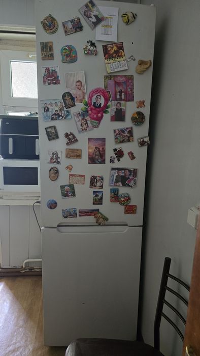Продаю холодильник