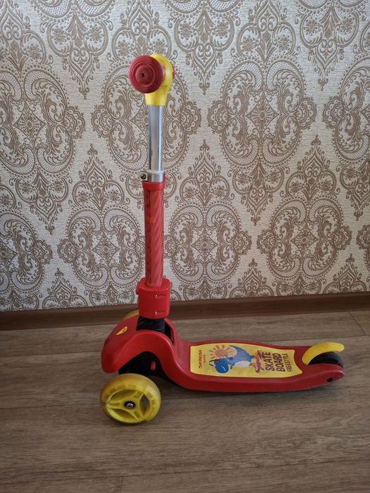 Детский  самокат