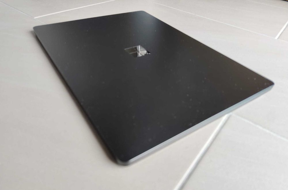 Laptop Super Slim Touchscreen 13.5" Surface 3 i5 gen 10 Metal Tableta