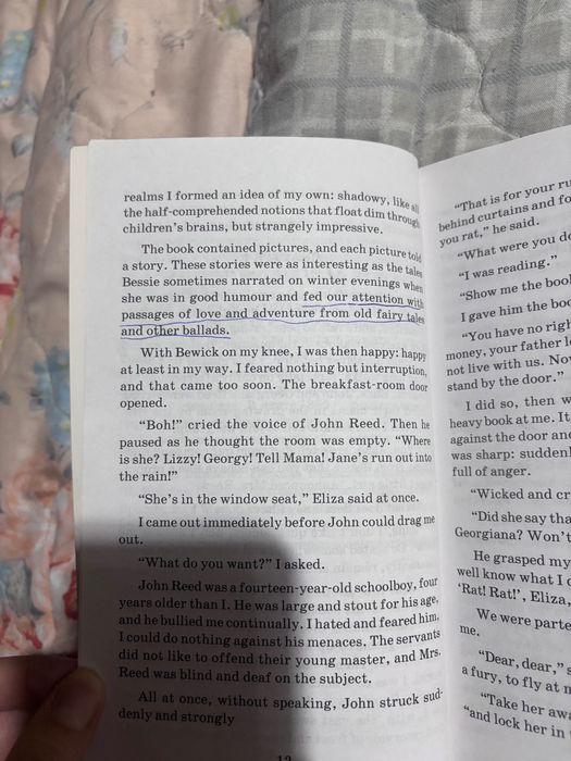 продам книгу на английском