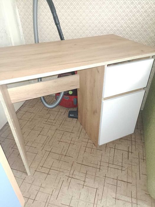 стол компьютерный