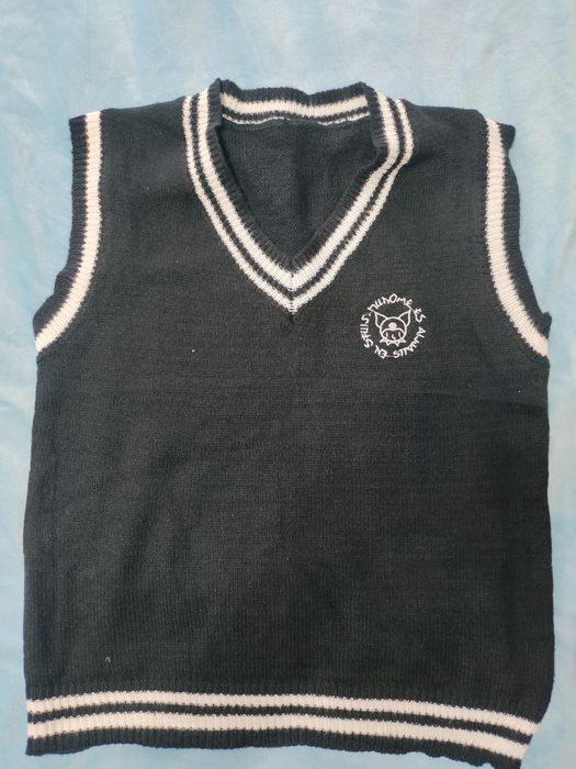 Продам детскую жилетку новая