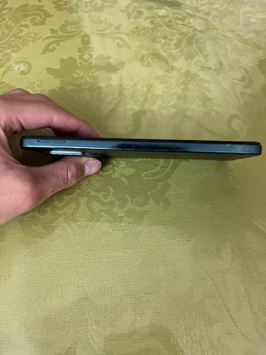 продается телефон vivo y28