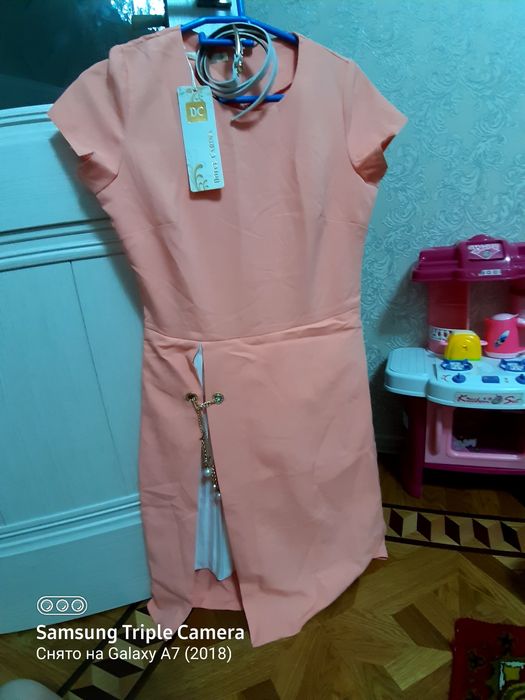 Продам новое платье!