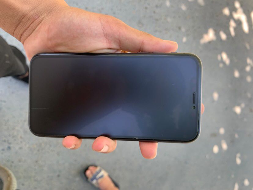 iPhone 11 64g 98%radnoy