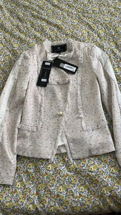 Сако  от букле Junona с етикет