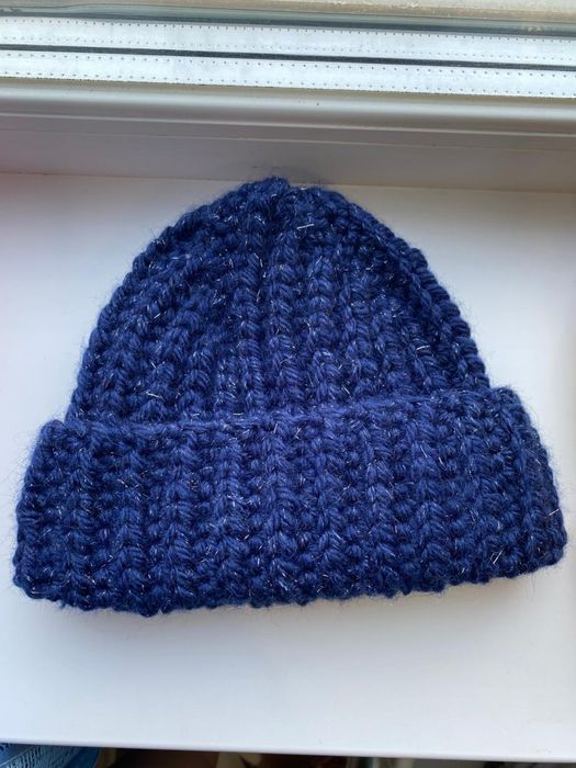 Шапка ручной работы.