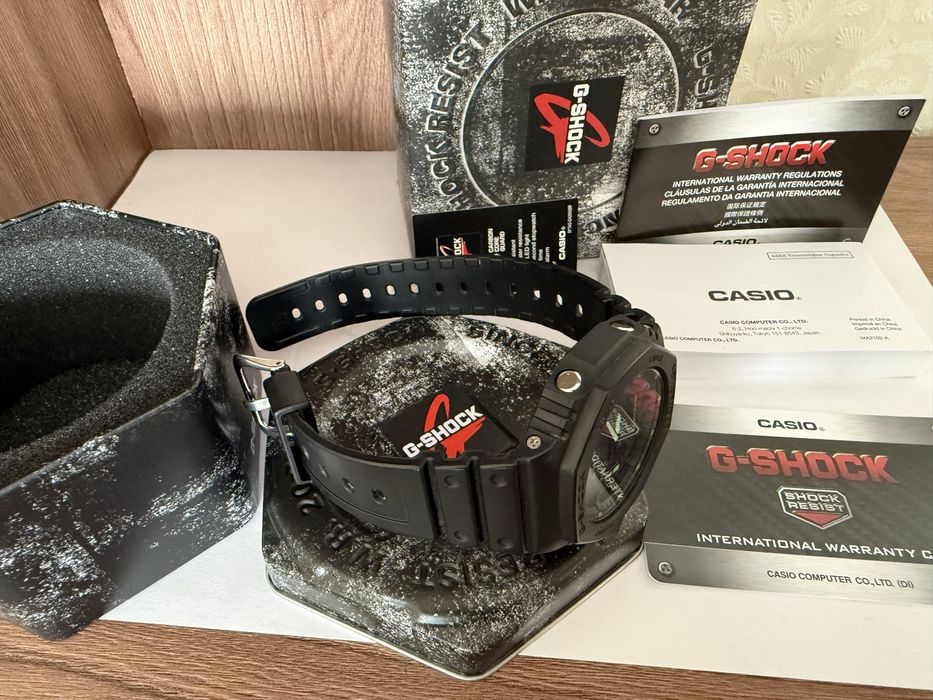 Наручные часы Casio G-Shock GA 2100
