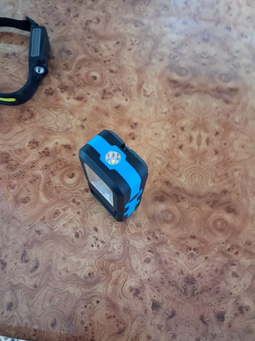 Lanterne frontale,lampa lucru si urgenta