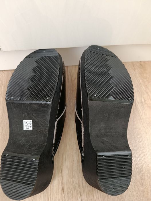 Сабо естествена кожа