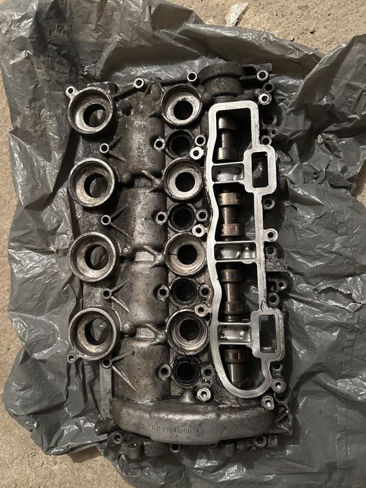 Vând axe cu came pentru Ford Focus 1.6tdci