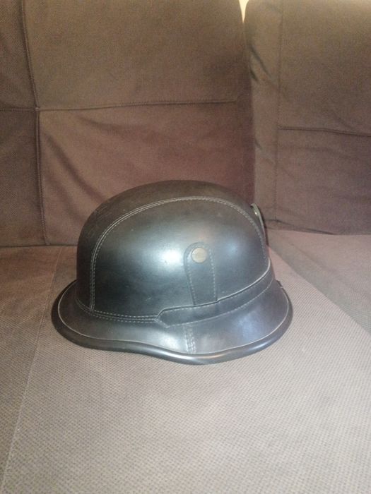 Продам мотошлем Каска