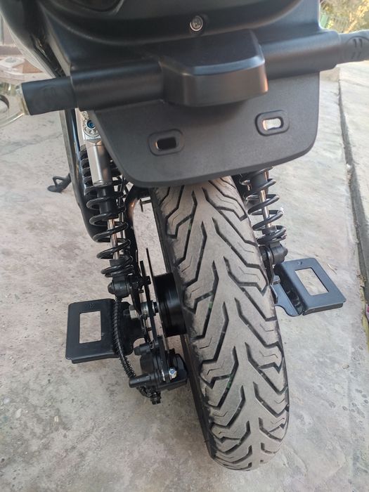 skuter drongo long versiya