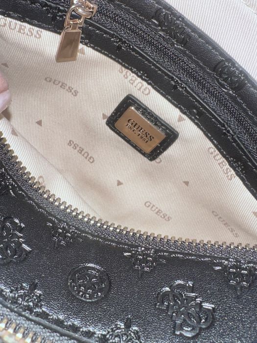 Продам сумку Guess