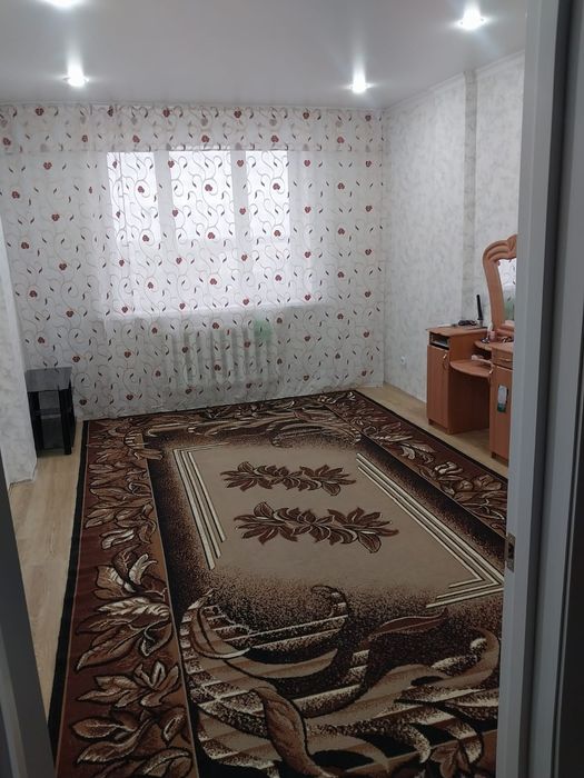 Продам квартиру 10мкр 21дом