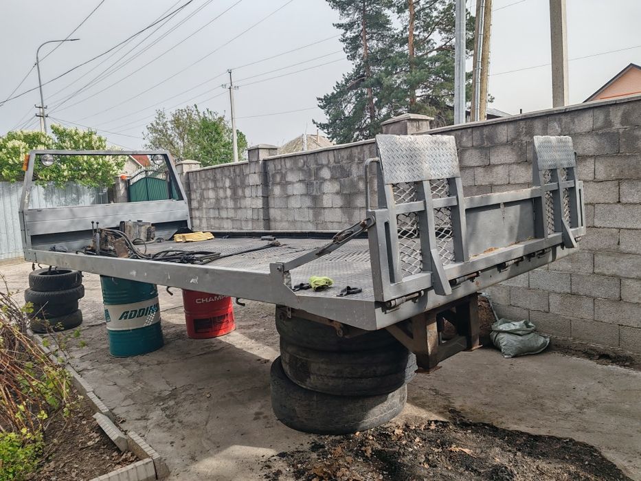 Продам  платформу на эвакуатор