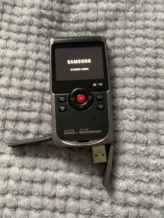 Pocket Video Camera SAMSUNG HMX-W200 Rugged HD Waterproof Camcorder