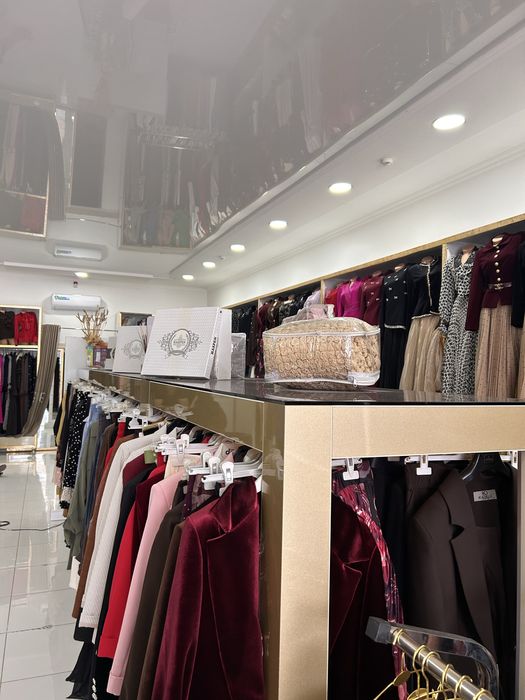 Шкаф стенды для магазина одежды мдф турецкий йодовые стекла