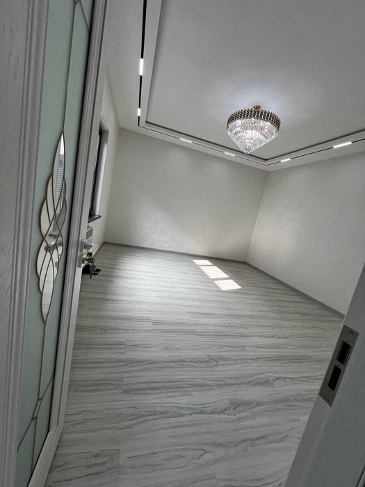 Sergelida 4 xona g'ishtli 122 kv.m. uy sotiladi arzon narxda