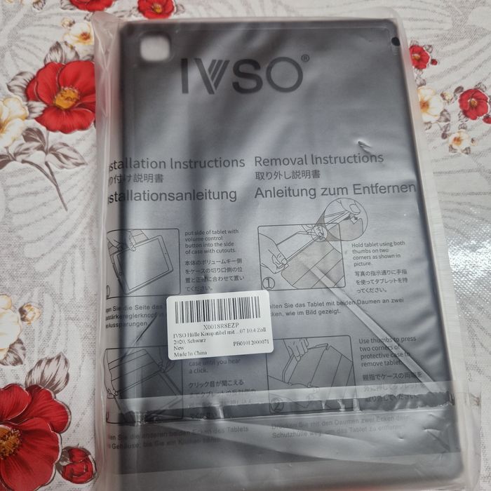 Lot accesorii noi: Husă tabletă 10.4, folii telefon, etuiuri Renault, săpun