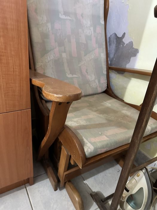 Scaun balansoar retro vintage antic lemn masiv