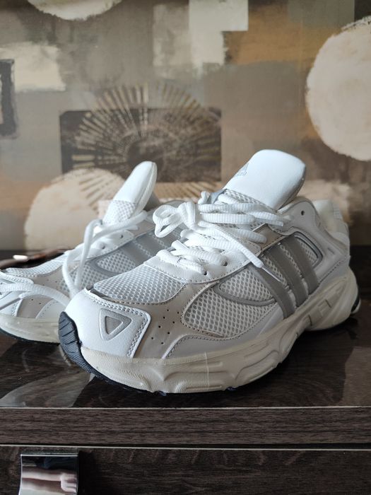 Новые мужские кроссовки