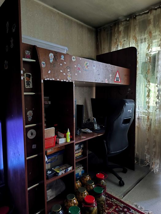 Стол кровать детская