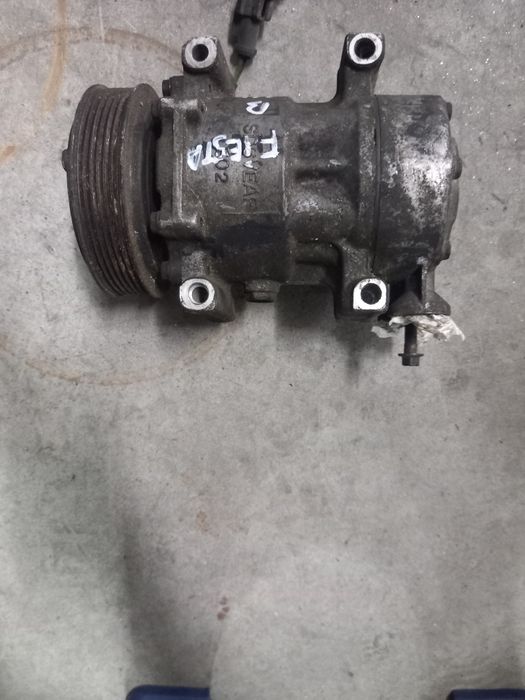 Compresor clima AC ford fiesta 1.4 1.6 2.0 benzina