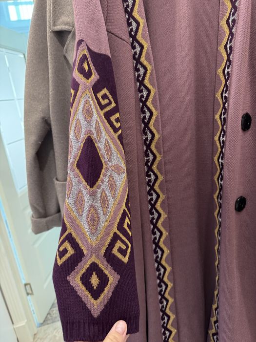 Продам пальто вместе с кардиганом