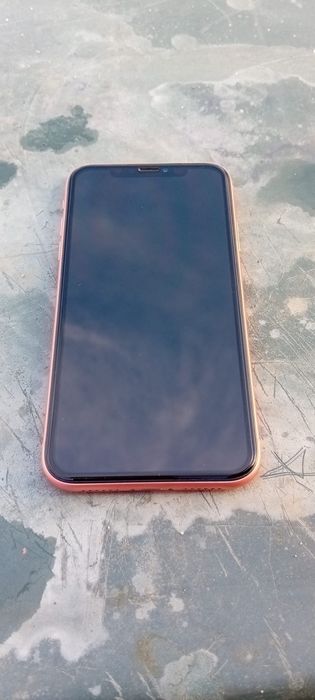 Vand iphone xr 81 bat