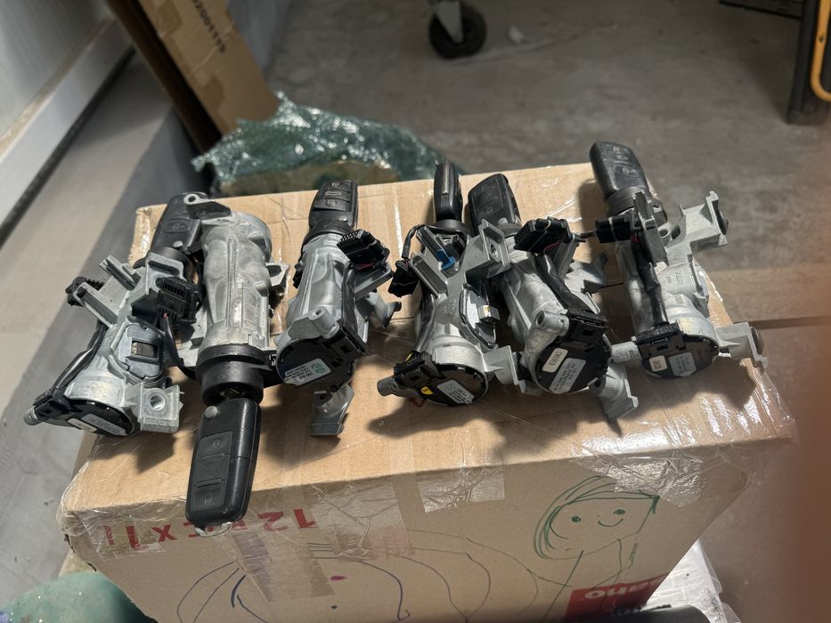 Contact golf 5 ,skoda ,seat ,touran