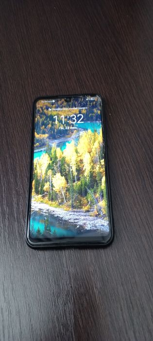 Продам недорого сотовый телефон